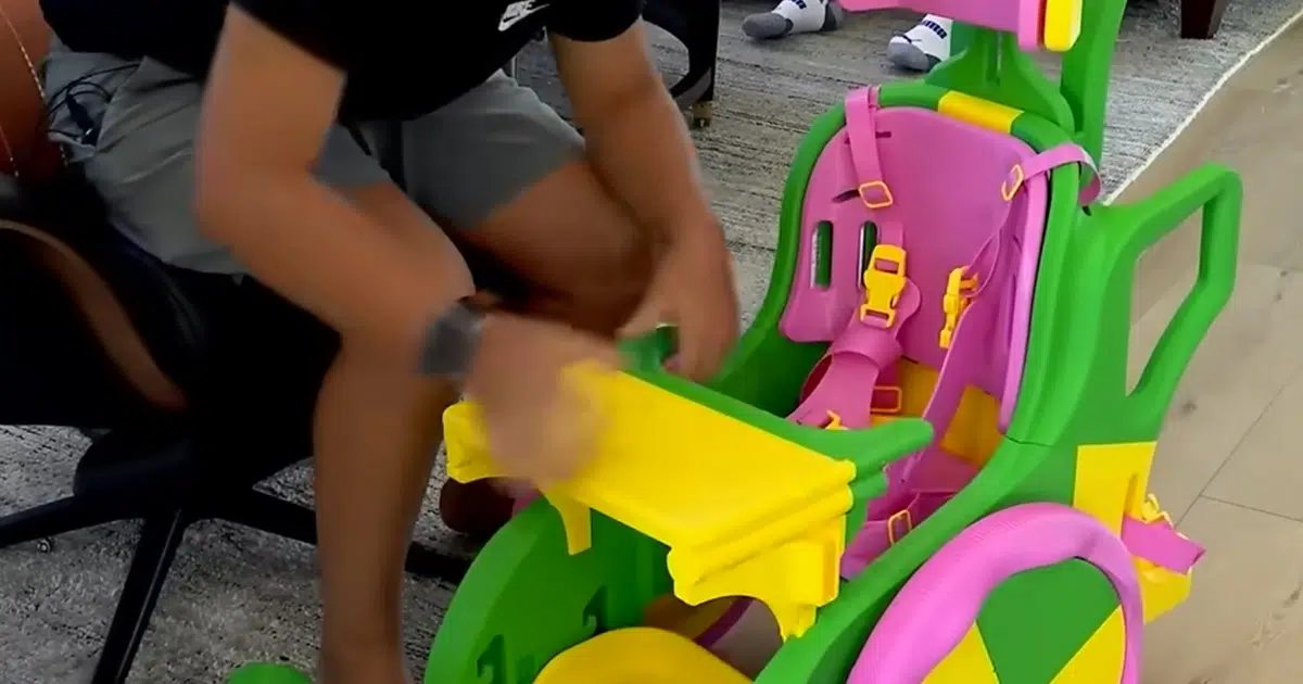 13-Year-Old Boy Builds Custom 3D-Printed Wheelchair for a Little Girl